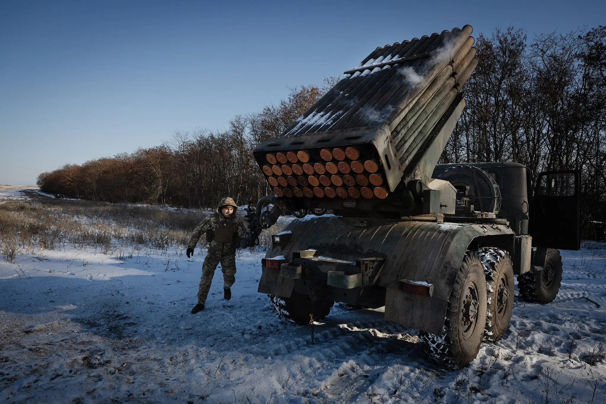 Українські морські піхотинці стріляли ракетами по російській цілі в східному місті Покровськ минулого тижня.